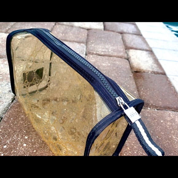 TRANSLUCENT GOLD GUCCI COSMETIC BAG - Picture 5 of 7